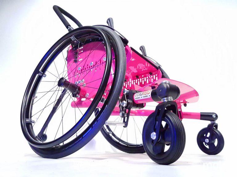 Vorderansicht molab Rollstuhl SMART Bremse im Detail.